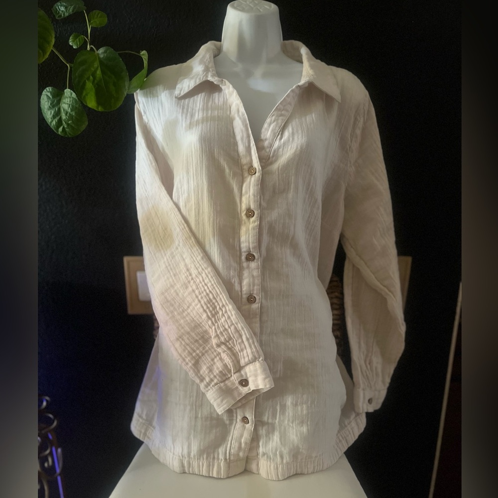 Soft Surroundings Cream Button-Down Shirt